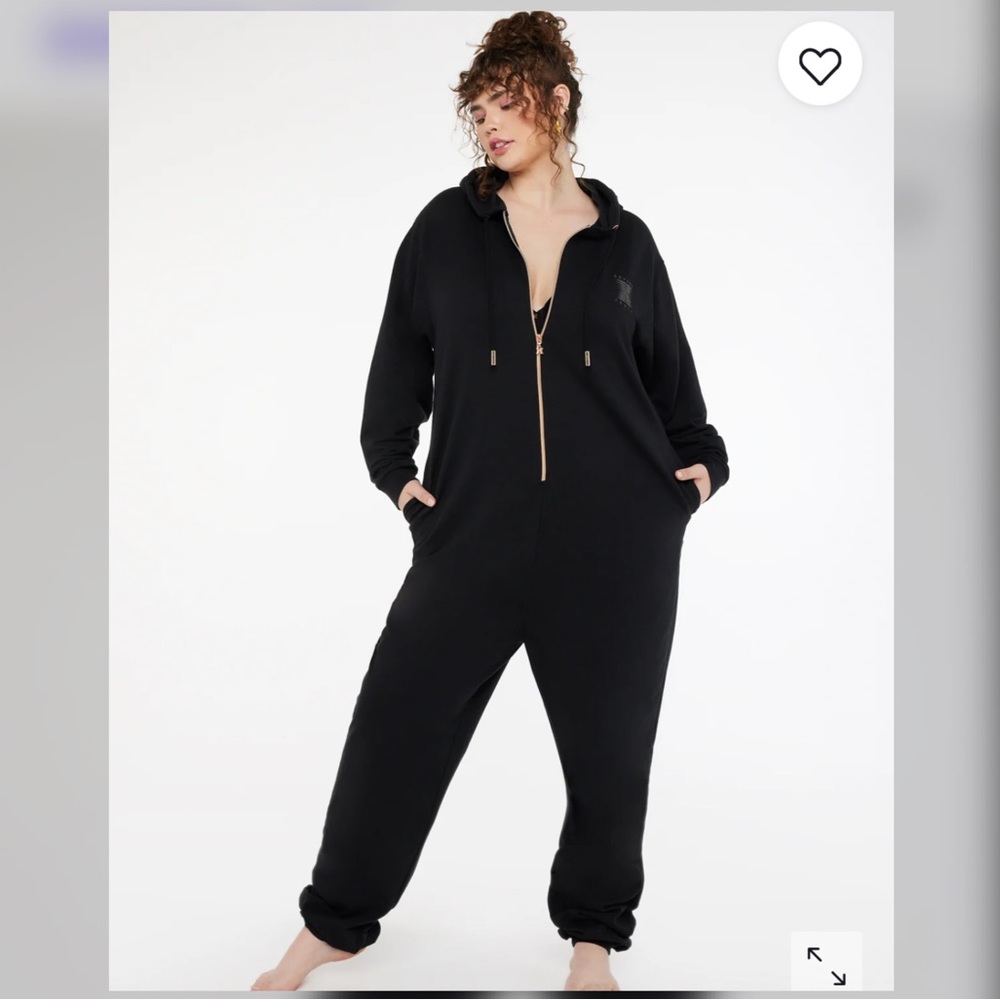 🌟✨🆕 Forever Savage X Fenty Best Selling Hoodie Pajamas✨ LIMITED EDITION!
